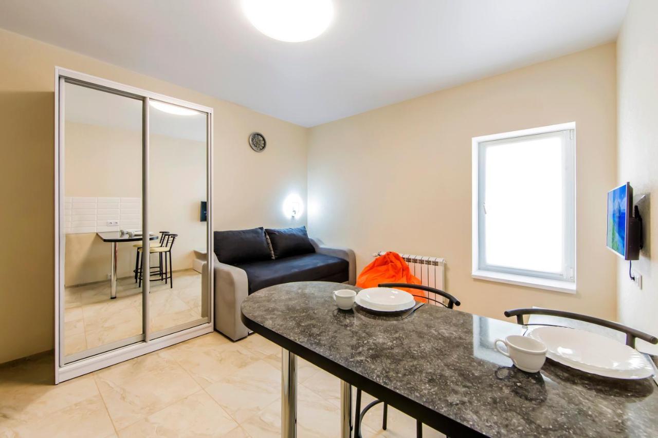 1 Room Apartment Near Peremohy Square Kiev Exterior foto
